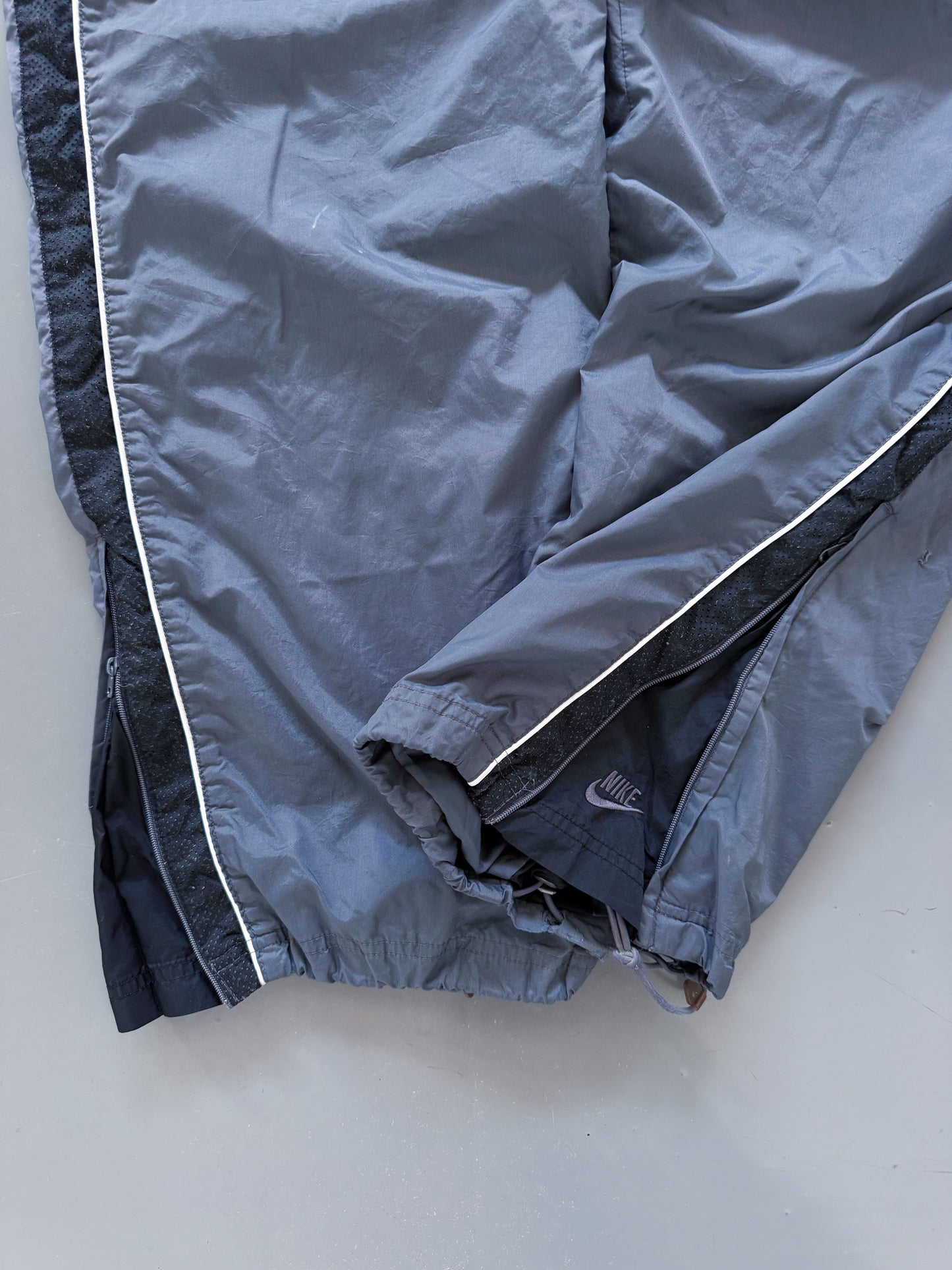 Nike Vintage Trackpants | L
