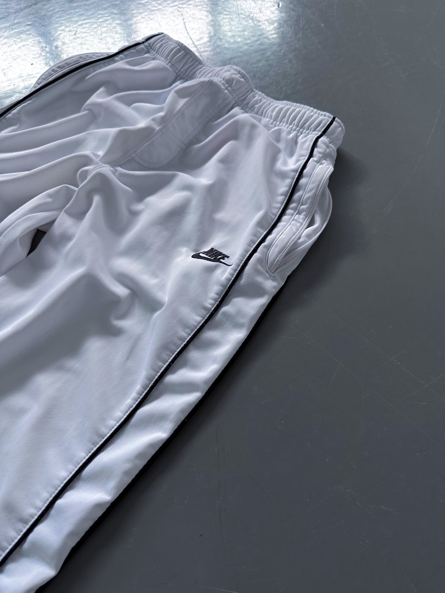 Nike Vintage Trackpants | M