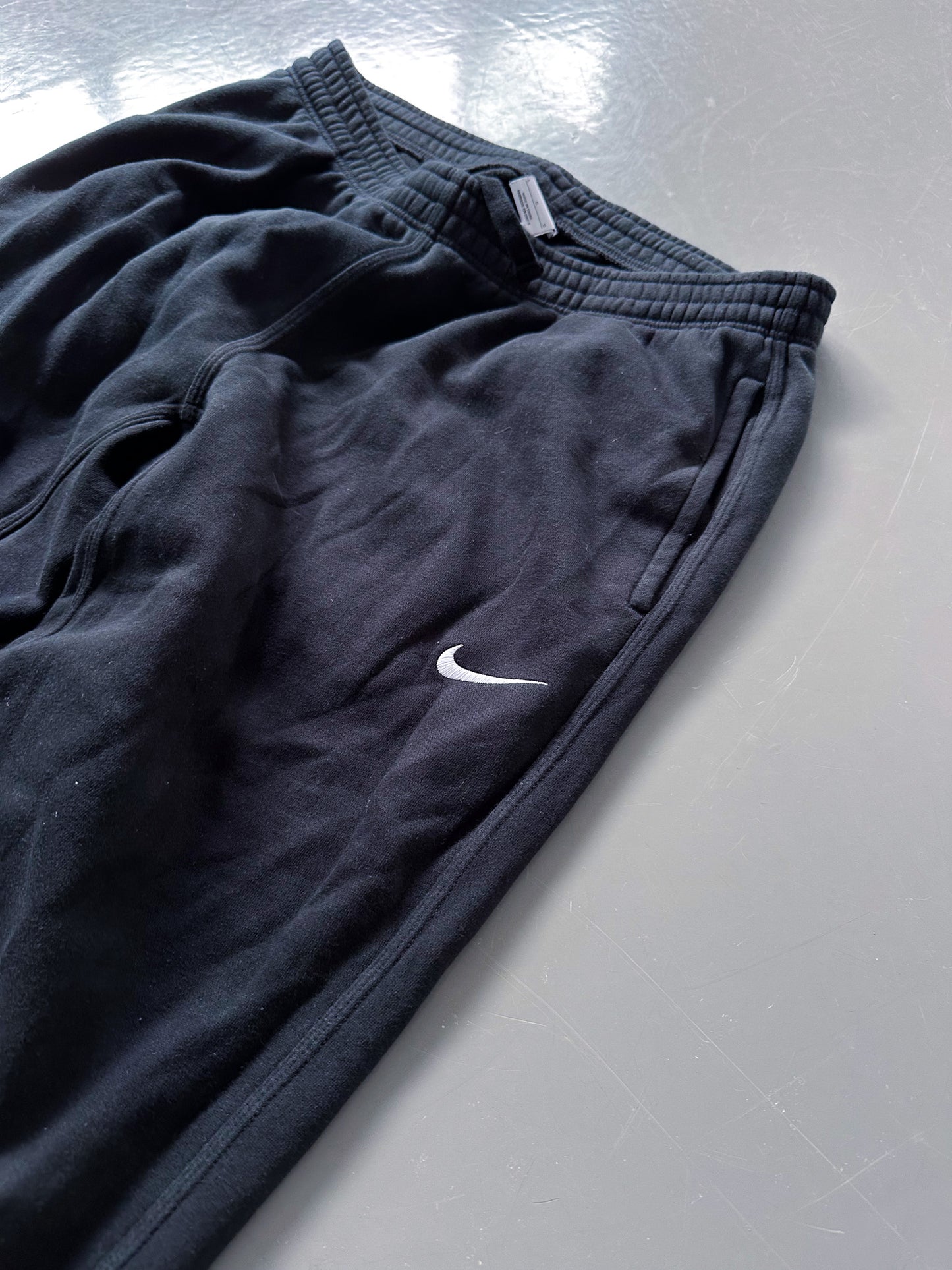Nike Vintage Open Leg Sweatpants | M