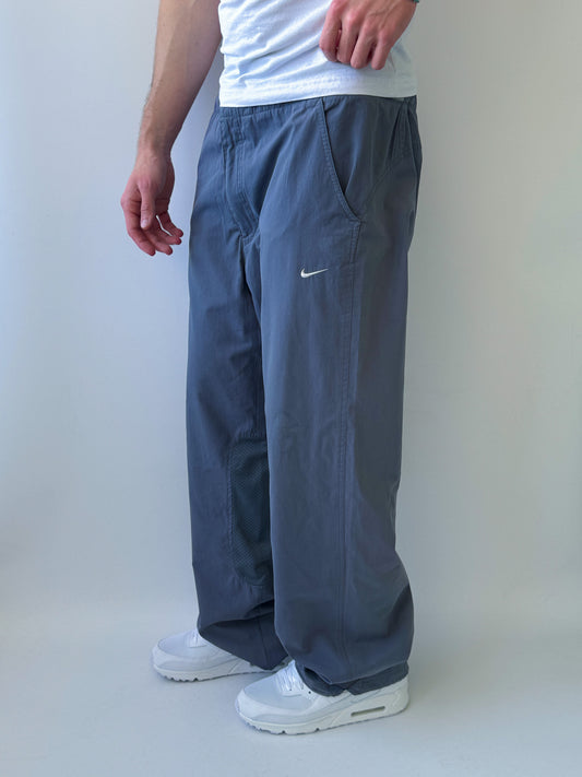 Nike Vintage  *Cortez* Trackpants | L
