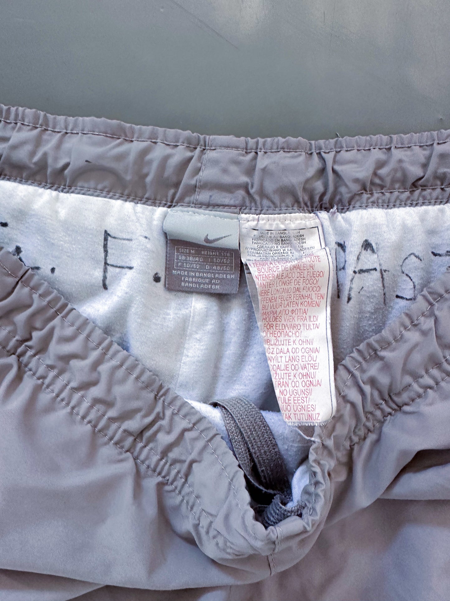 Nike Vintage Trackpants | M