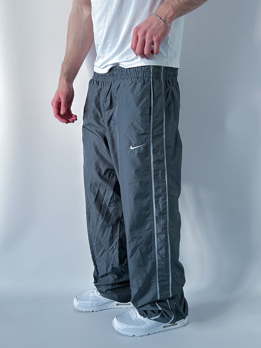 Nike Vintage Trackpants | M