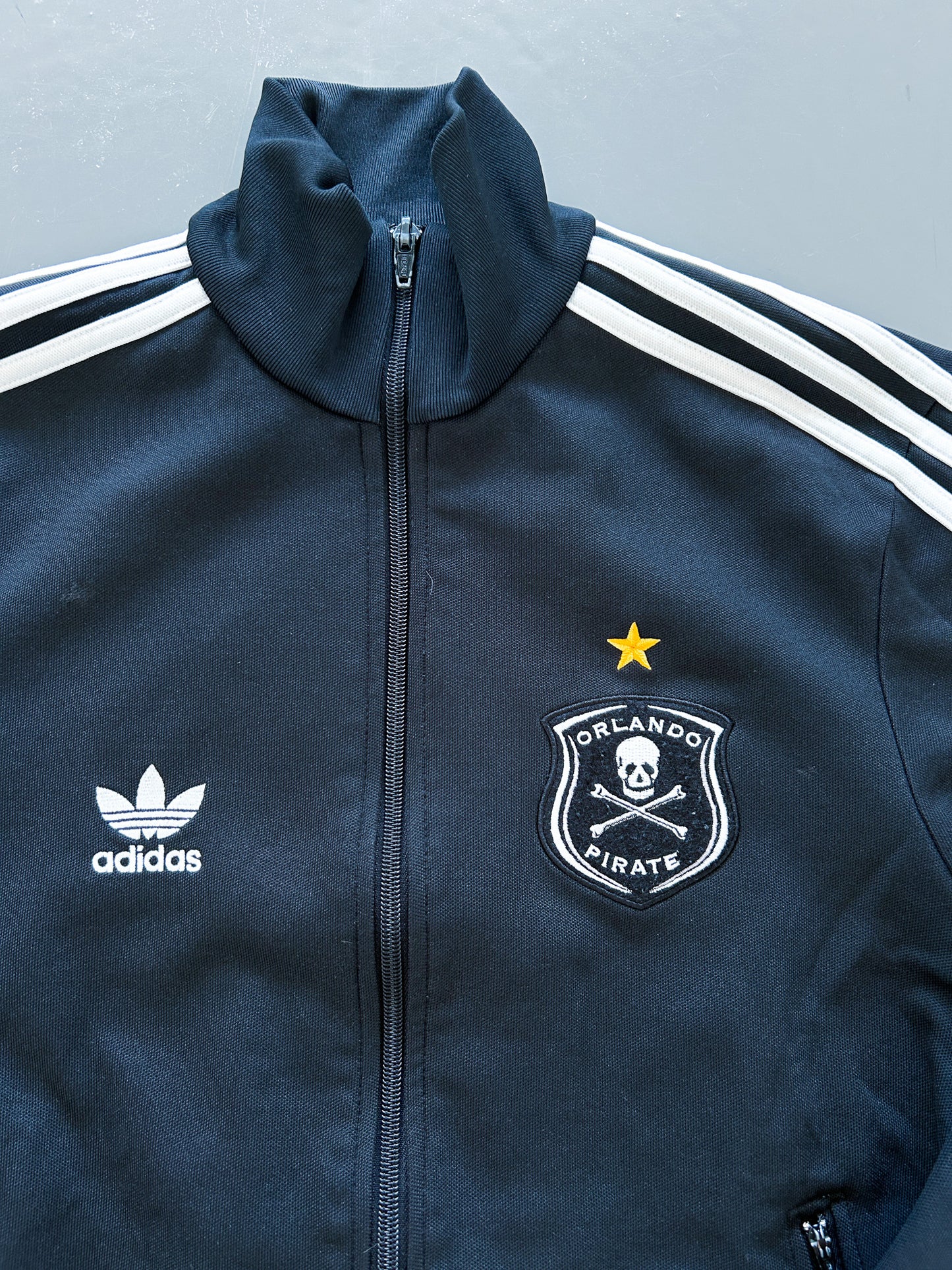 Orlando Pirat x Adidas Vintage *PREMIUM* Trackjacket | S