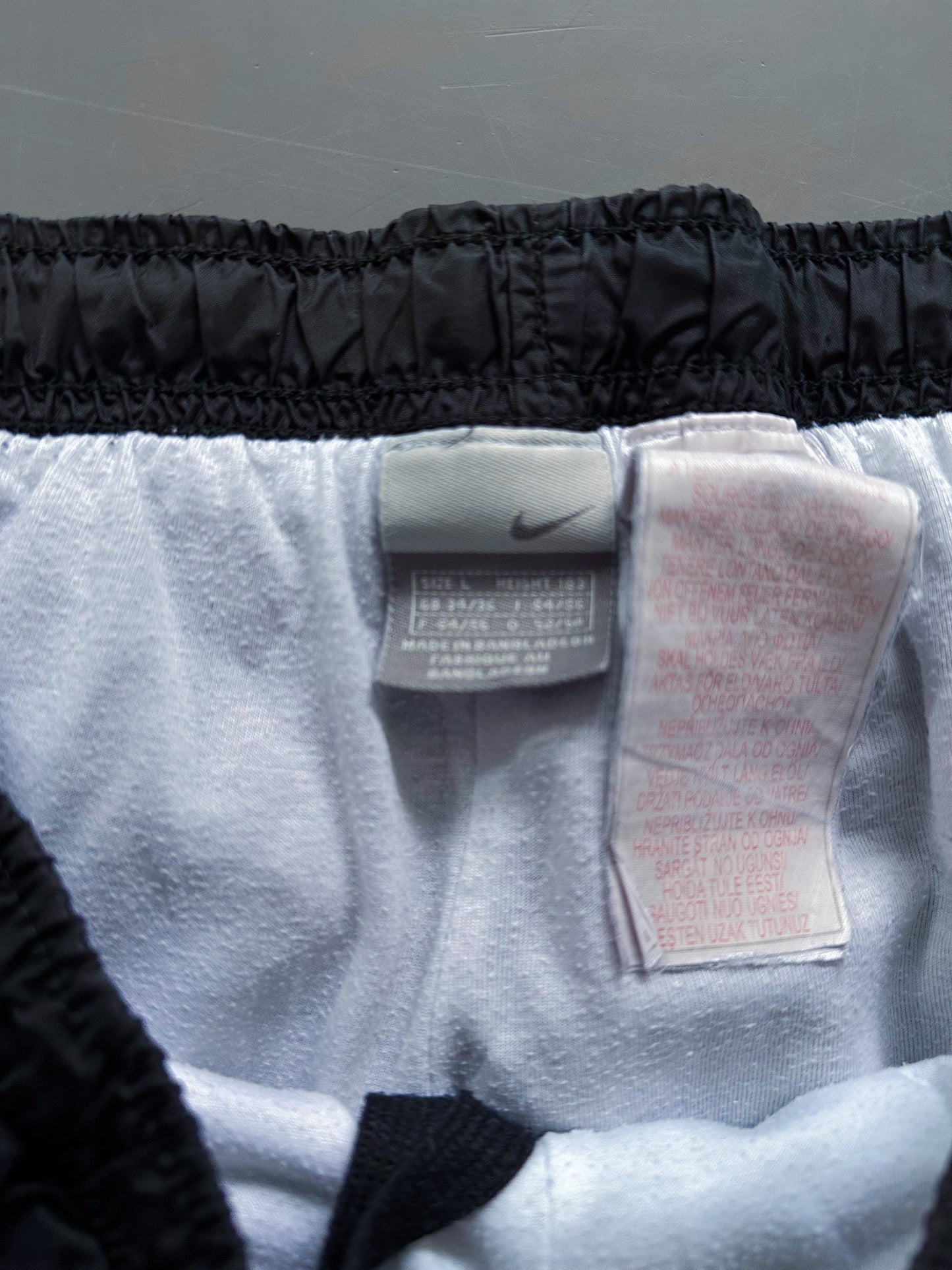 Nike Vintage *PREMIUM* Trackpants | M