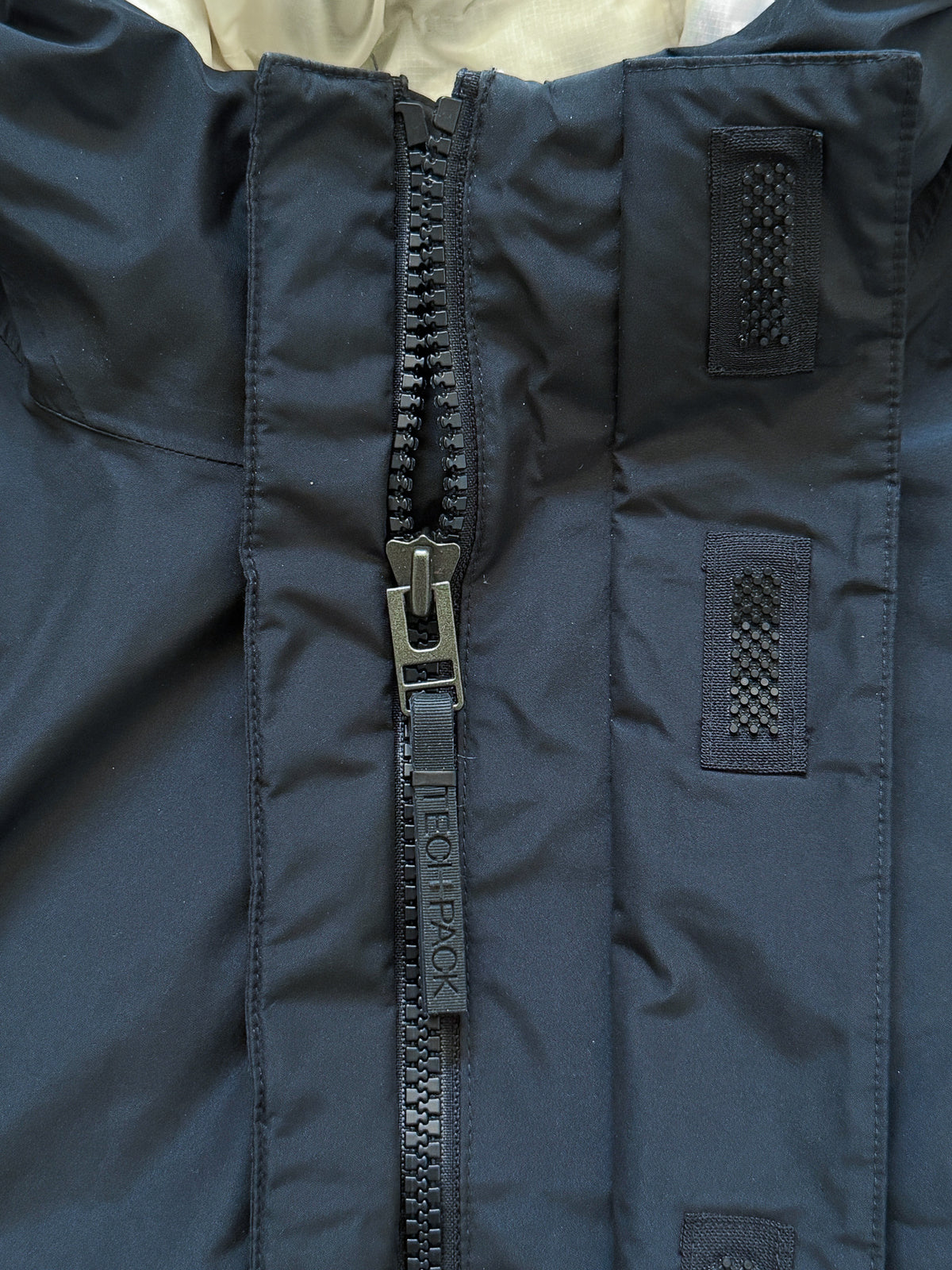 Nike Vintage Tech + Pack *Tactical* Puffer / Winter Jacket | M