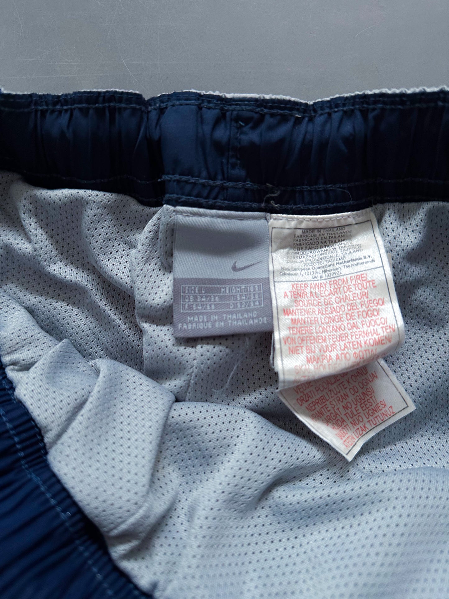 Nike Vintage *SHOX* Trackpants | L