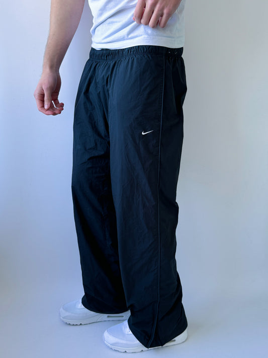 Nike Vintage Trackpants | M