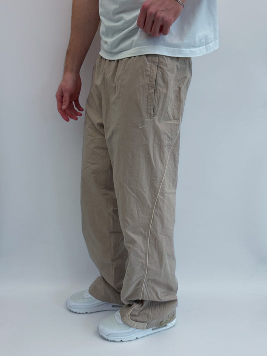 Nike Vintage *PREMIUM* Trackpants | M