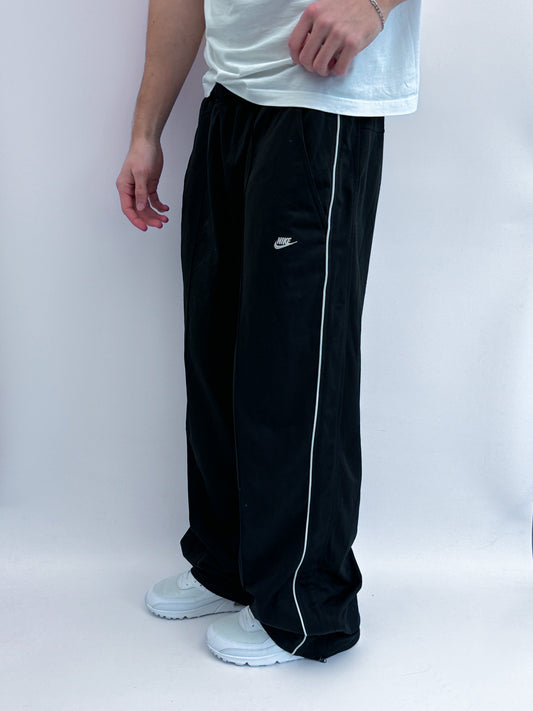 Nike Vintage Trackpants | XL