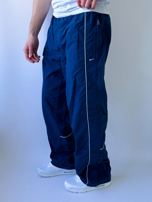 Nike Vintage Trackpants | L