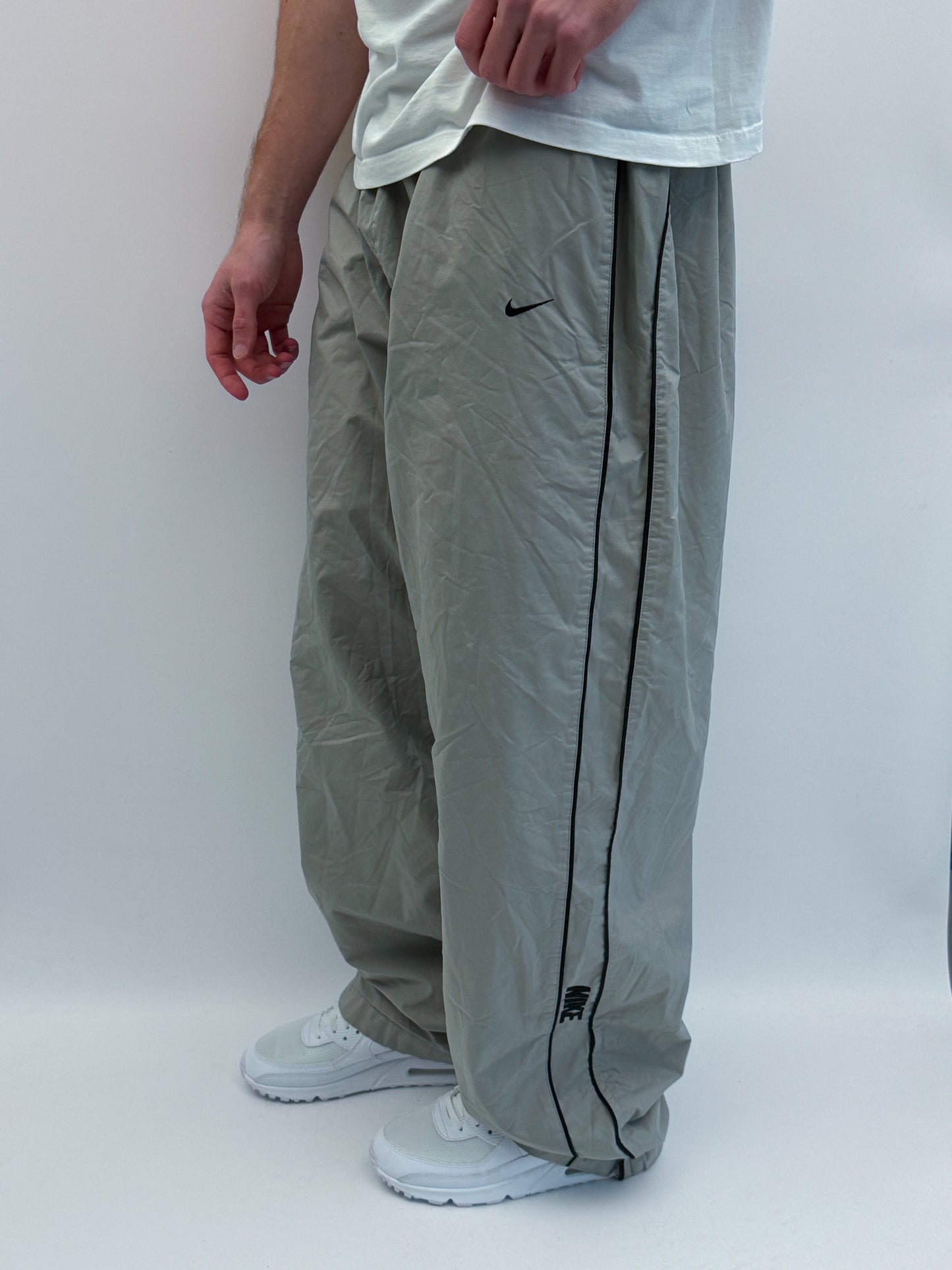 Nike Vintage *Classic* Trackpants | L