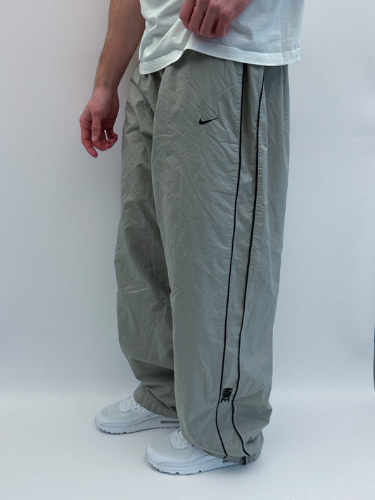 Nike Vintage *Classic* Trackpants | L