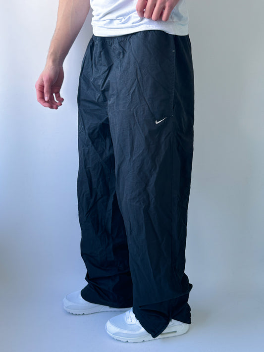 Nike Vintage Trackpants | L