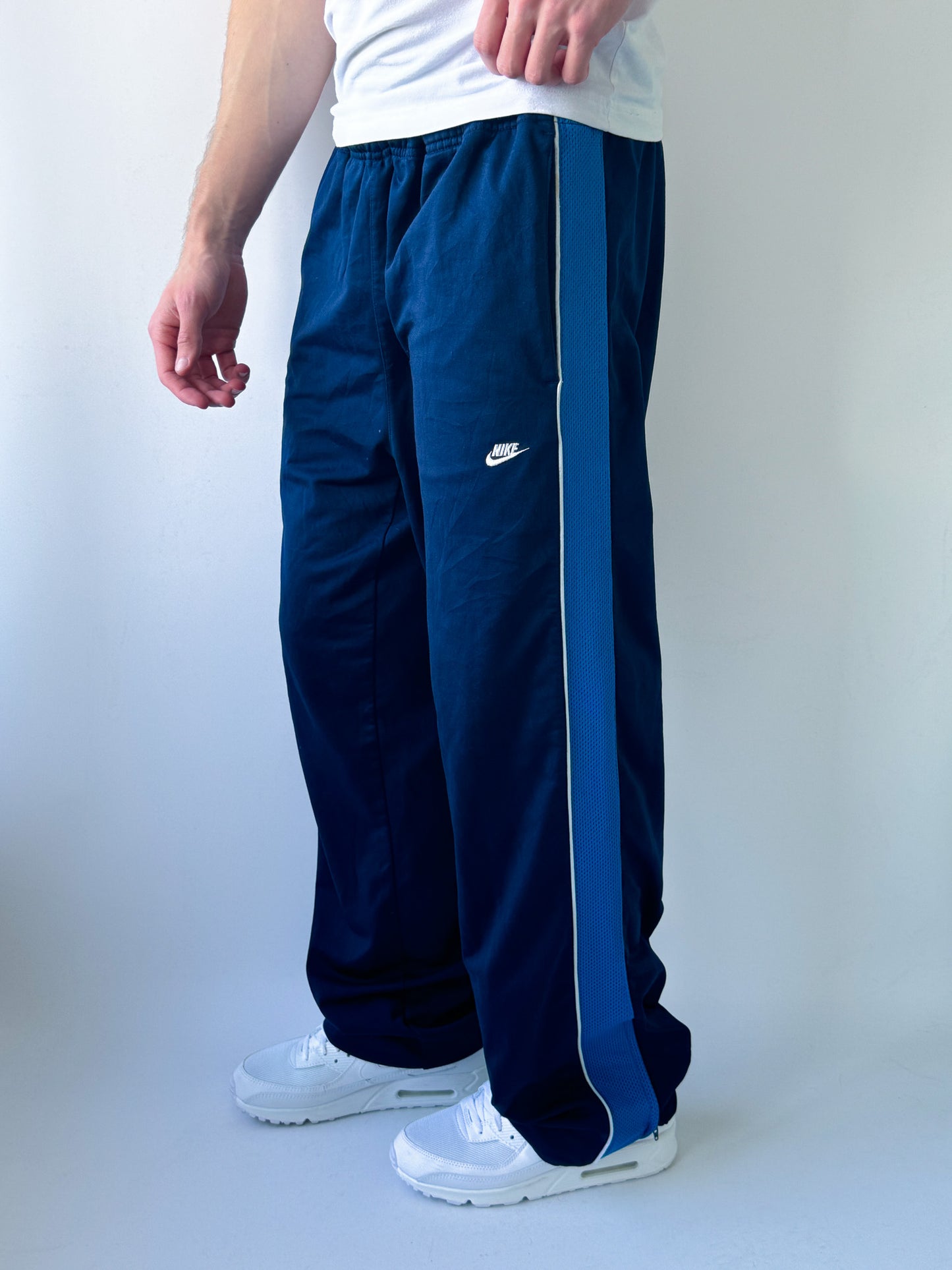 Nike Vintage Trackpants | L