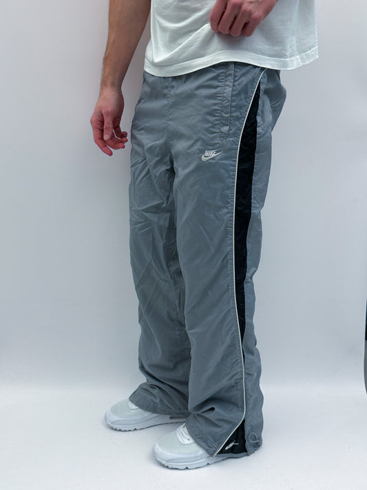 Nike Vintage *PREMIUM* Trackpants | M