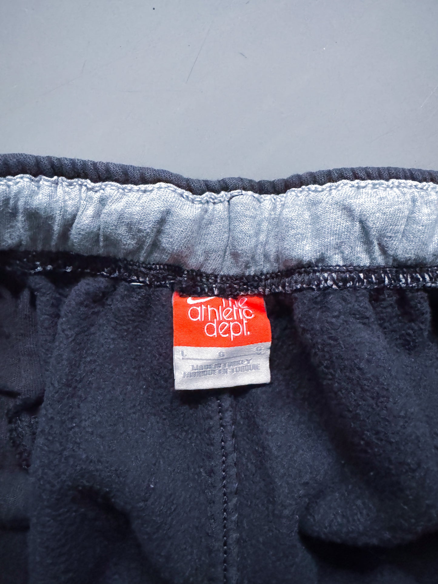 Nike Vintage Trackpants | L