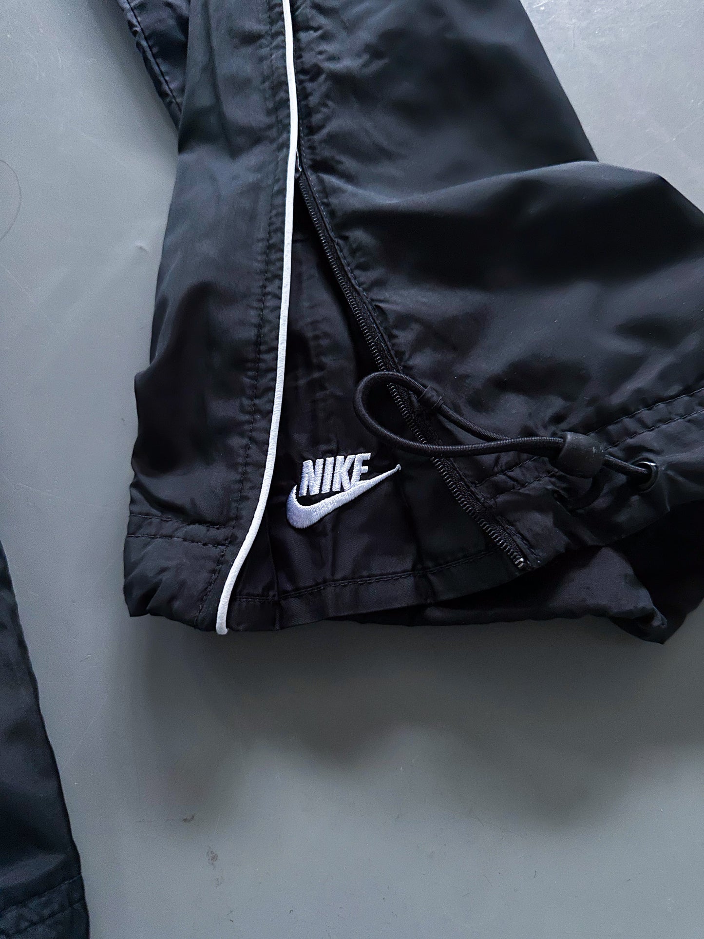 Nike Vintage Trackpants | L