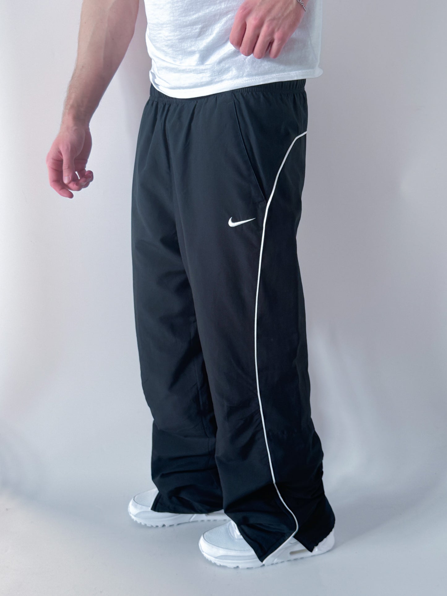 Nike Vintage Trackpants | L