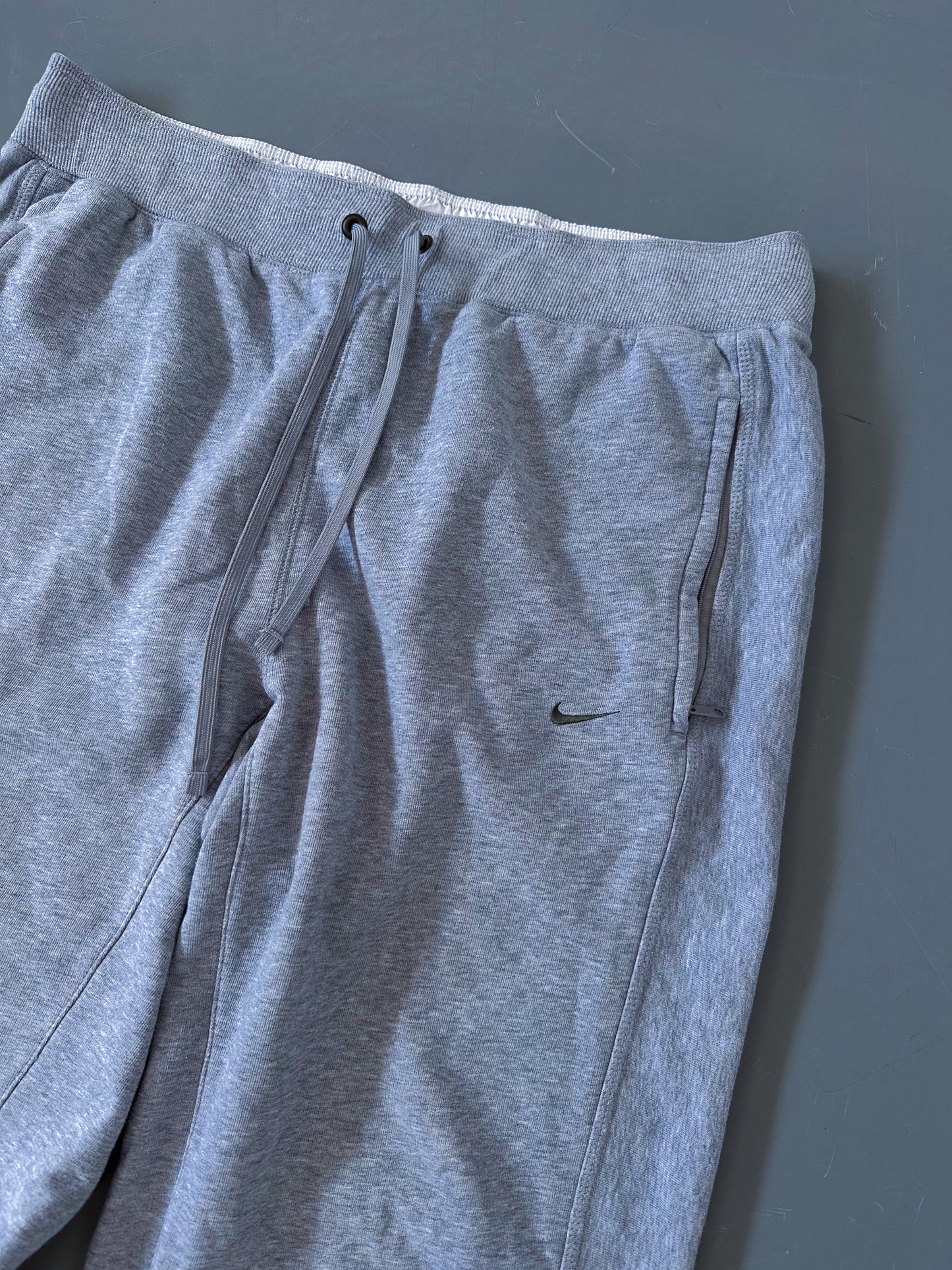 Nike Vintage *PREMIUM* Open Leg Sweatpants | L
