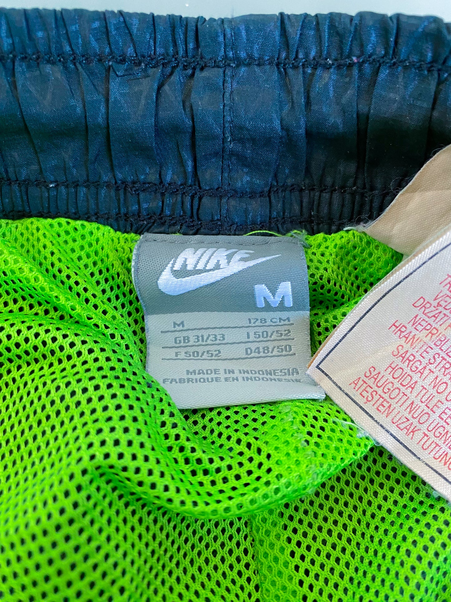 Nike *SHOX* Vintage Trackpants | M