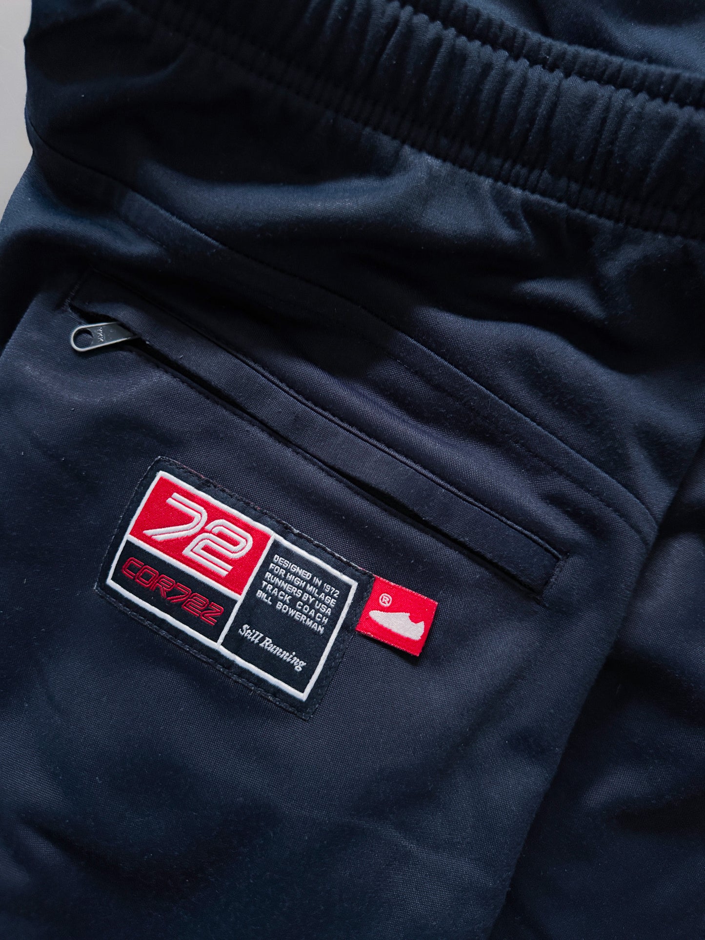 Nike Vintage Trackpants | L