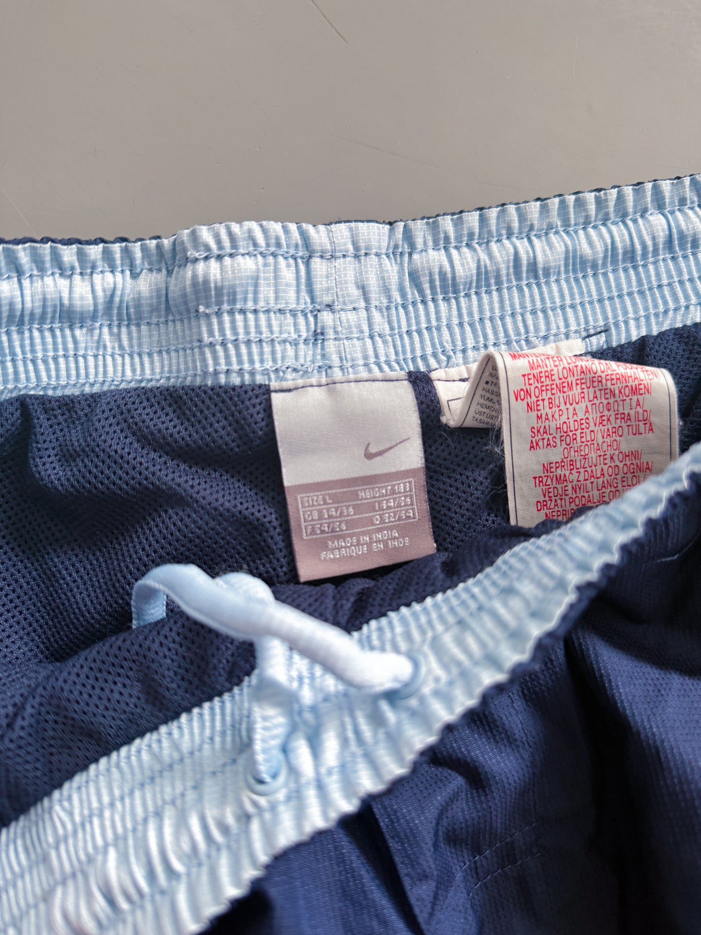 Vintage Nike Shorts | L