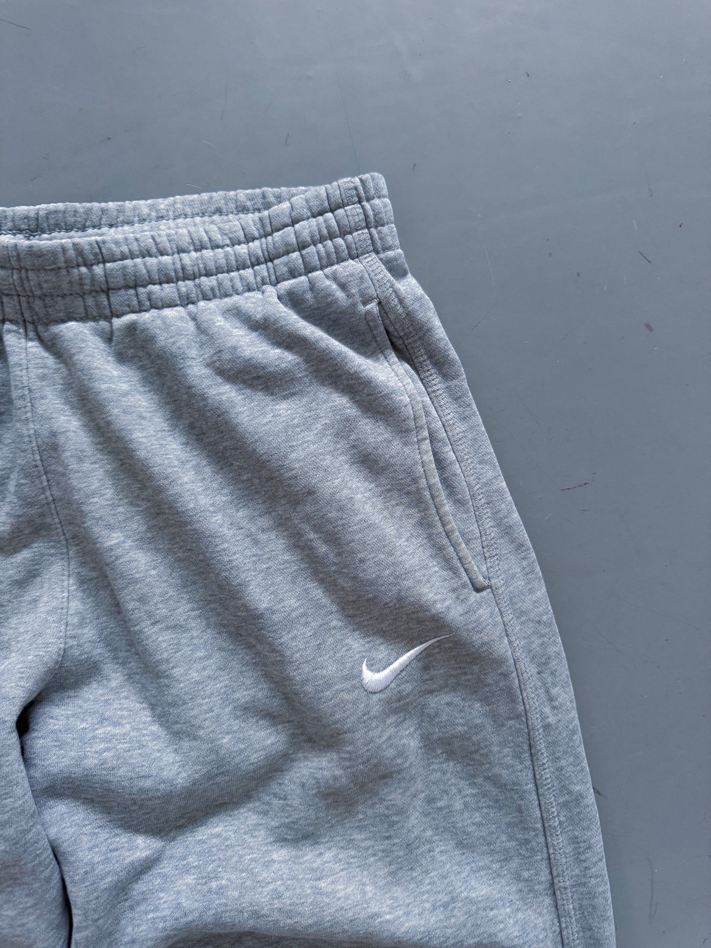 Nike Vintage Trackpants | M