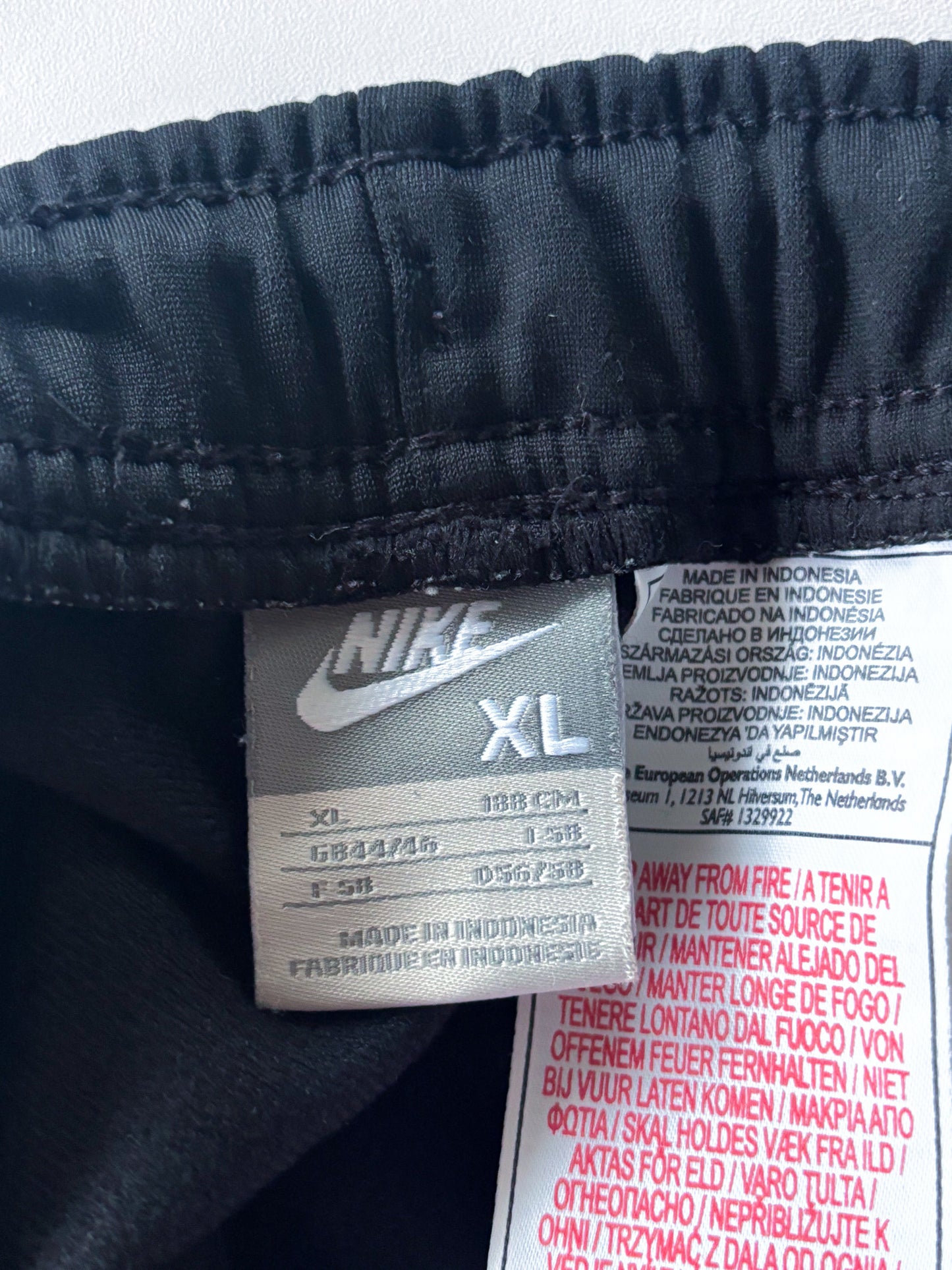 Nike Vintage Trackpants | XL