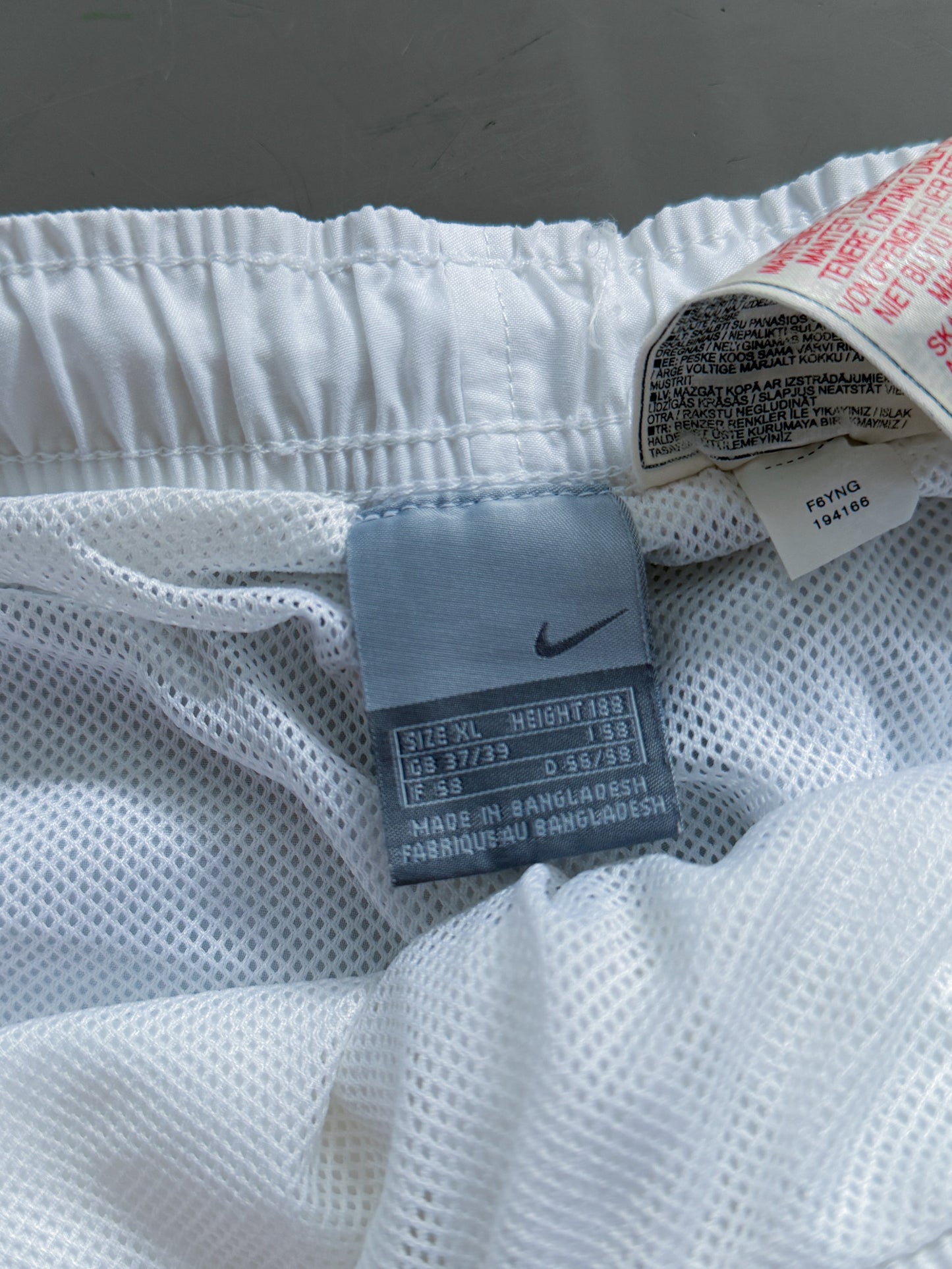 Vintage Nike Shorts | L