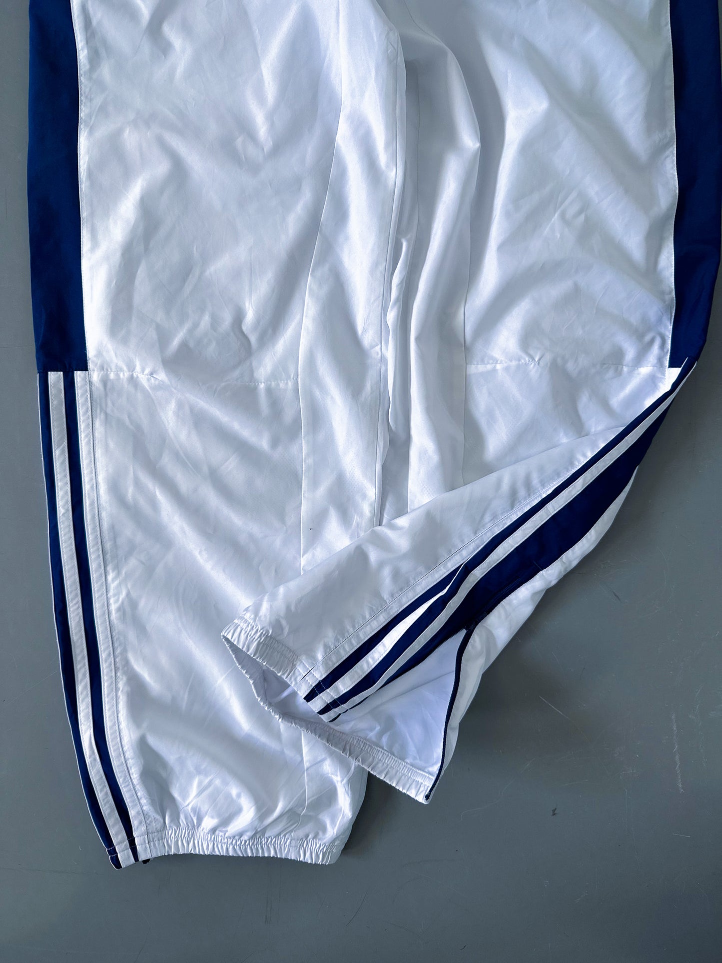 Adidas Vintage Trackpants | M