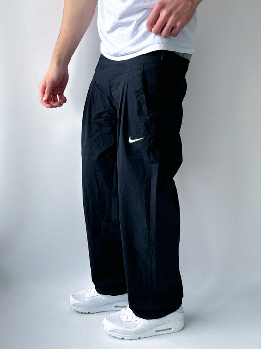 Nike Vintage Trackpants | XS
