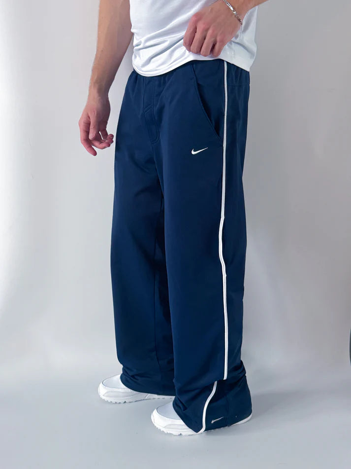 Nike Vintage Trackpants | M
