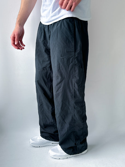 Nike Vintage Trackpants | L