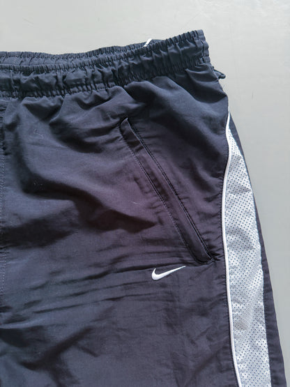 Vintage Nike Shorts | L