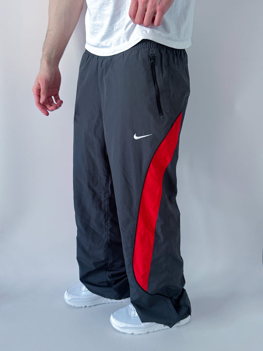 Nike Vintage Trackpants | M