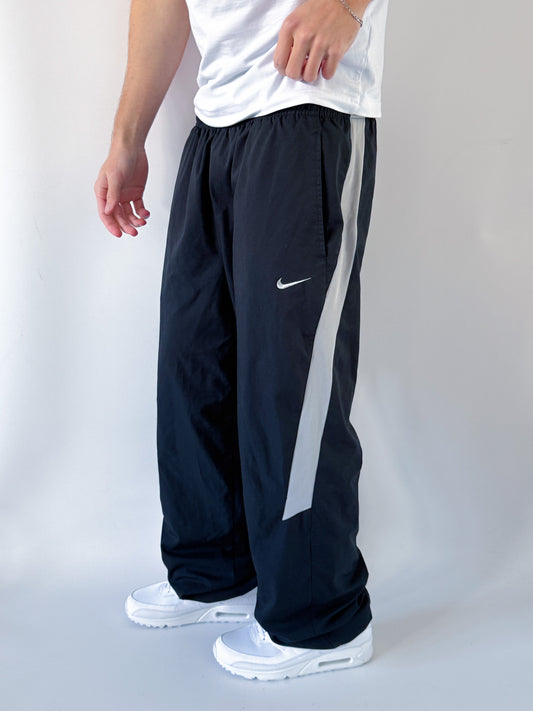 Nike Vintage Trackpants | M
