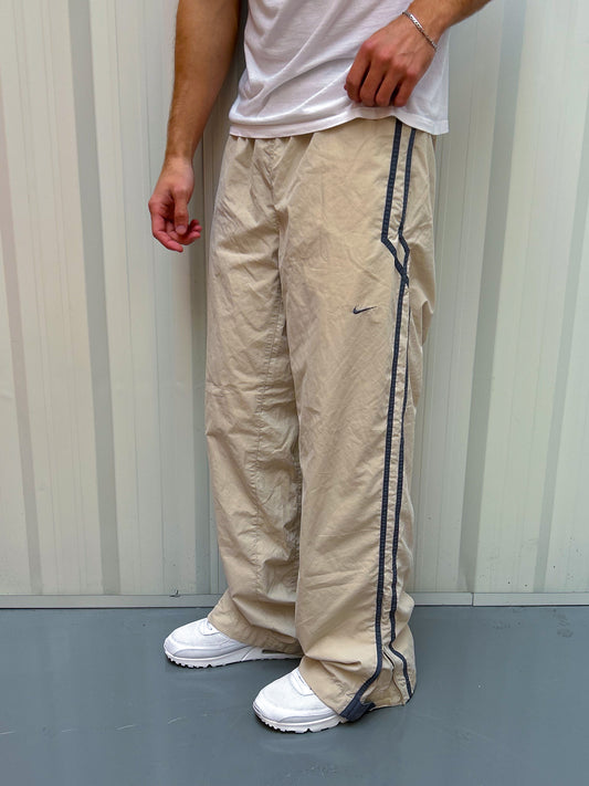 Nike Vintage Trackpants | L