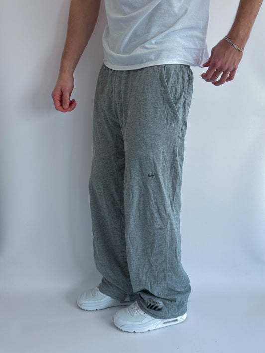 Nike Vintage Sweatpants| M