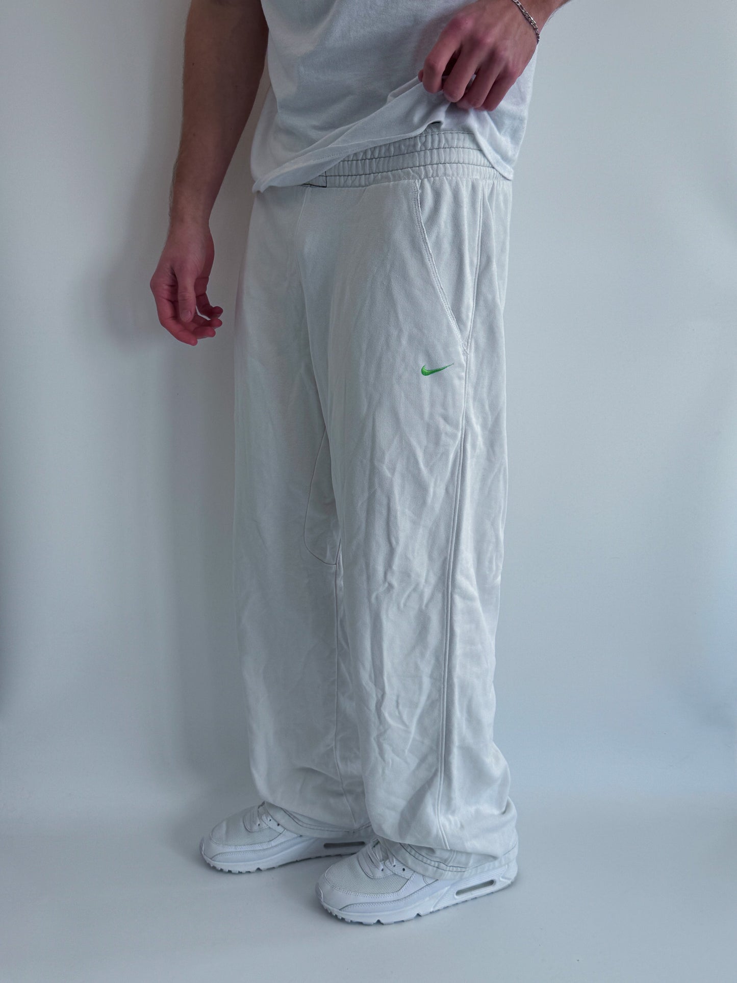 Nike Vintage *Premium* Sweatpants | M