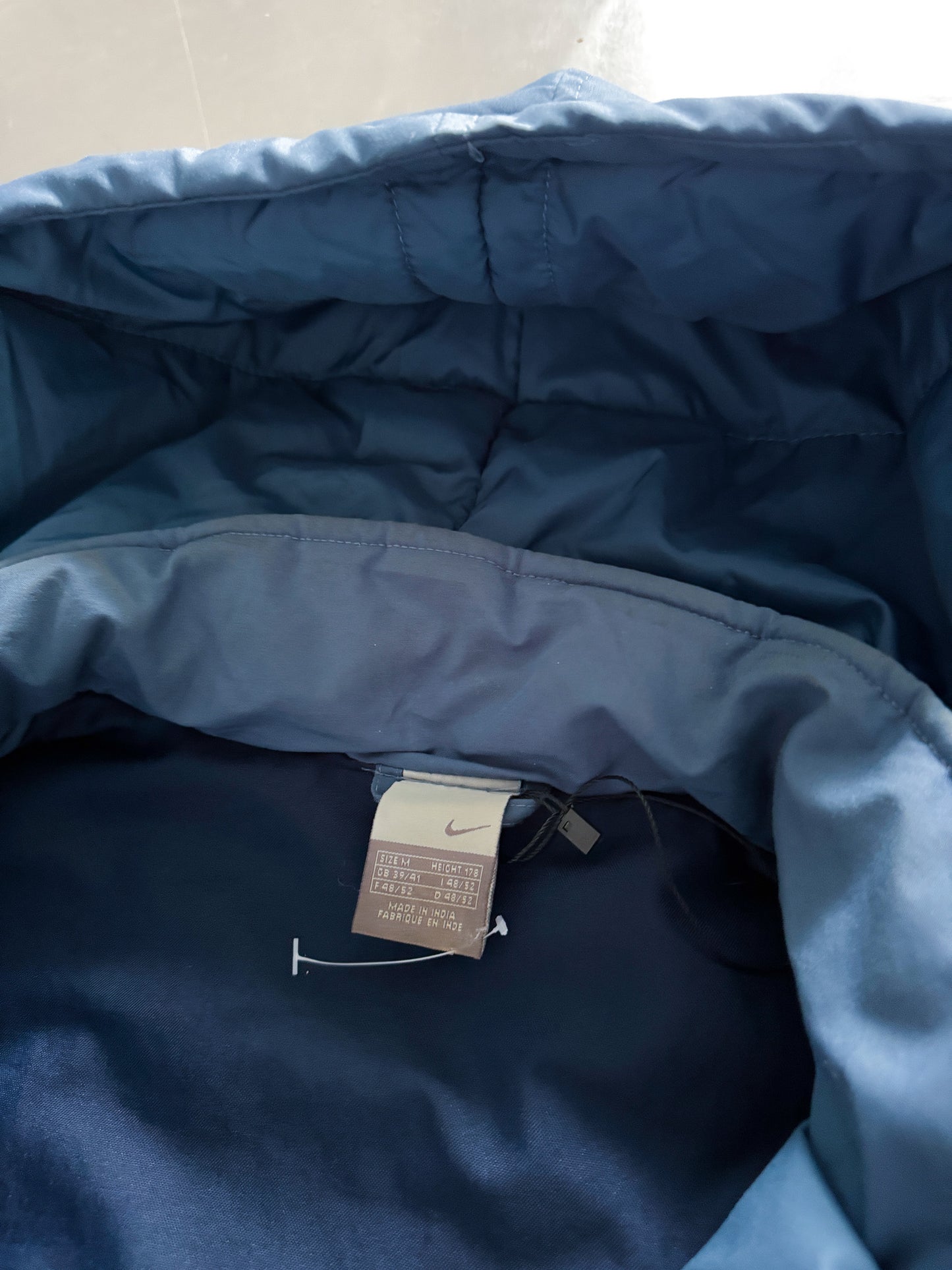 Nike Vintage Puffer Jacke / Winterjacke | M
