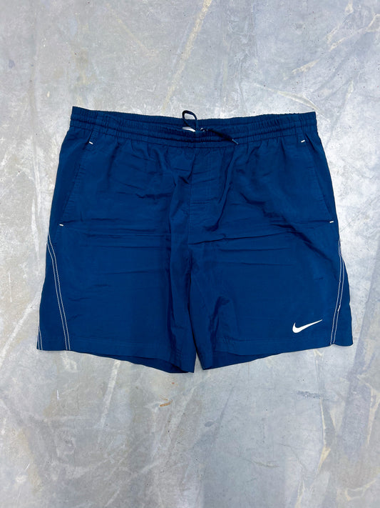 Nike Vintage Shorts | XL