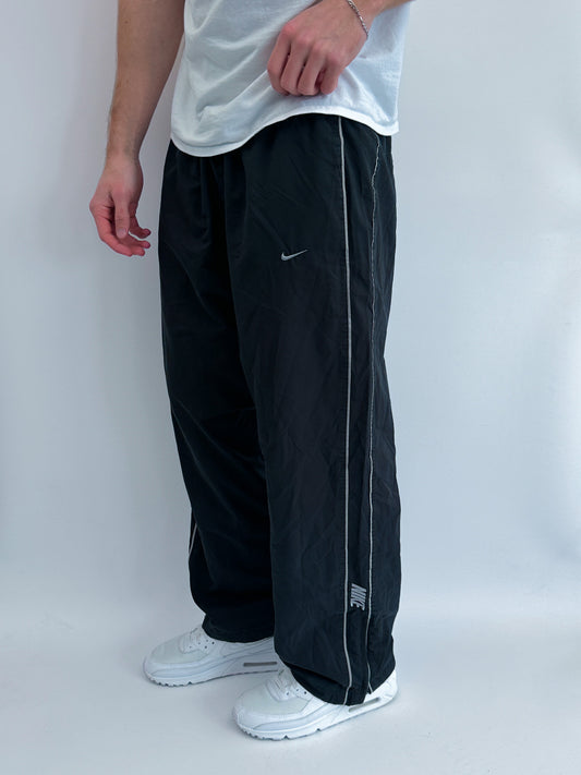 Nike Vintage *Classic* Trackpants | L