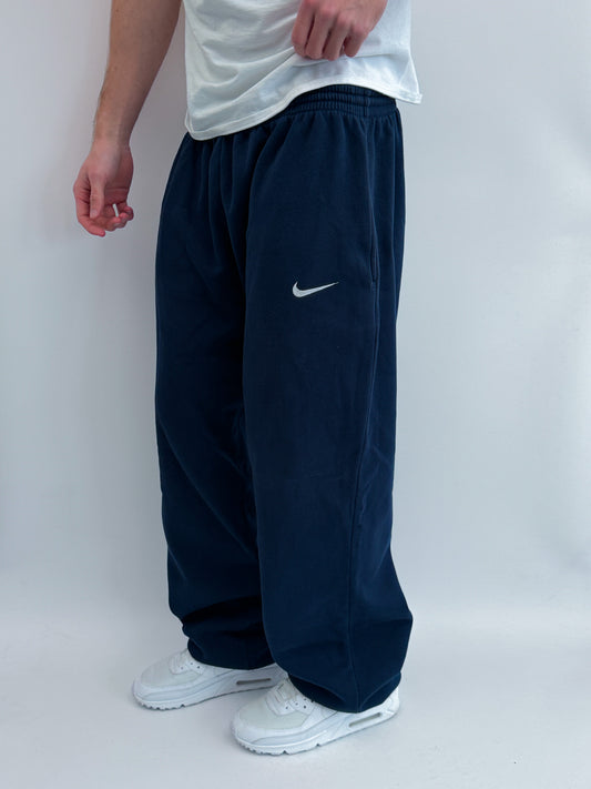 Nike Vintage Sweatpants | XL