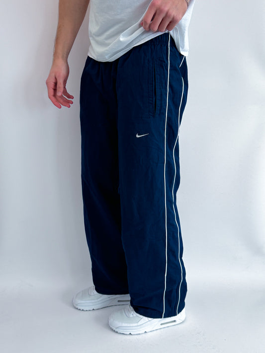 Nike Vintage Trackpants | L