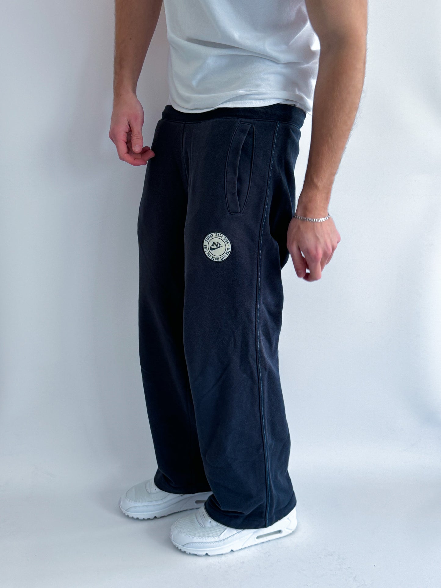 Nike Vintage Trackpants | XS