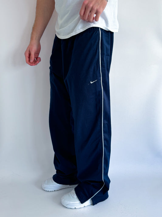 Nike Vintage Trackpants | L