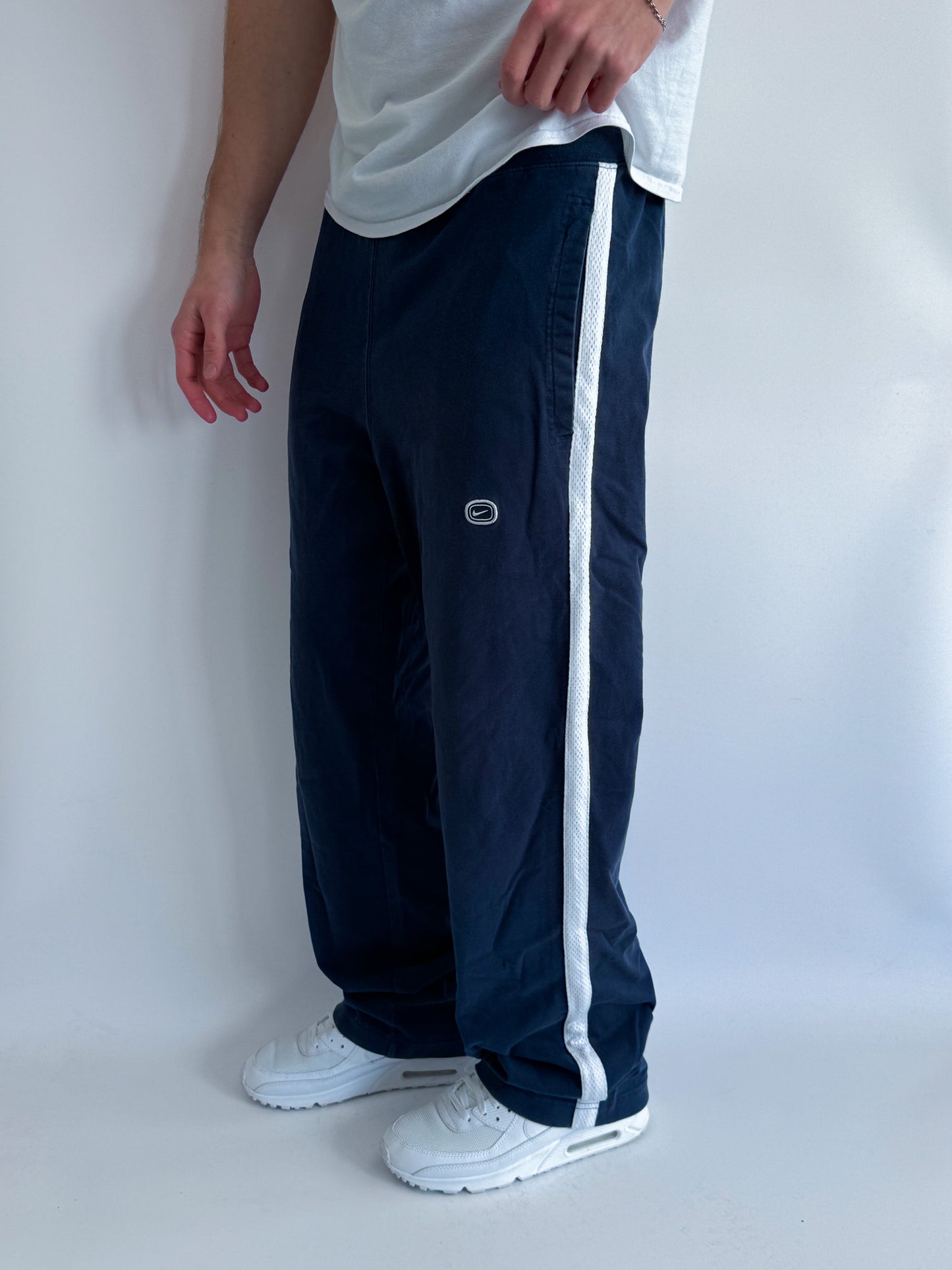 Nike Vintage Open Leg Sweatpants | L