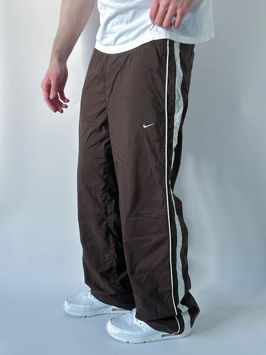 Nike Vintage *BROWN* Trackpants | L