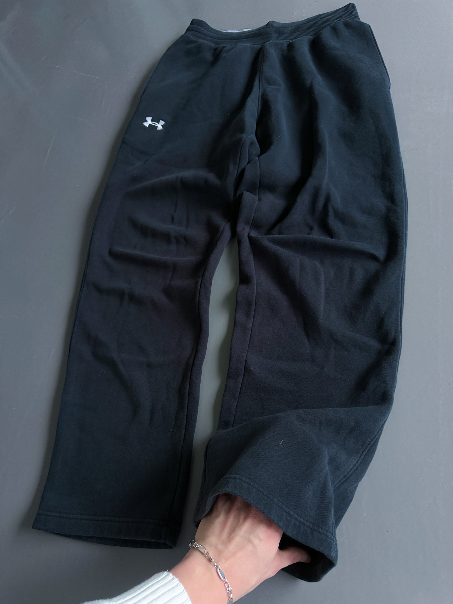 Under Armour Vintage Open Leg Sweatpants | M