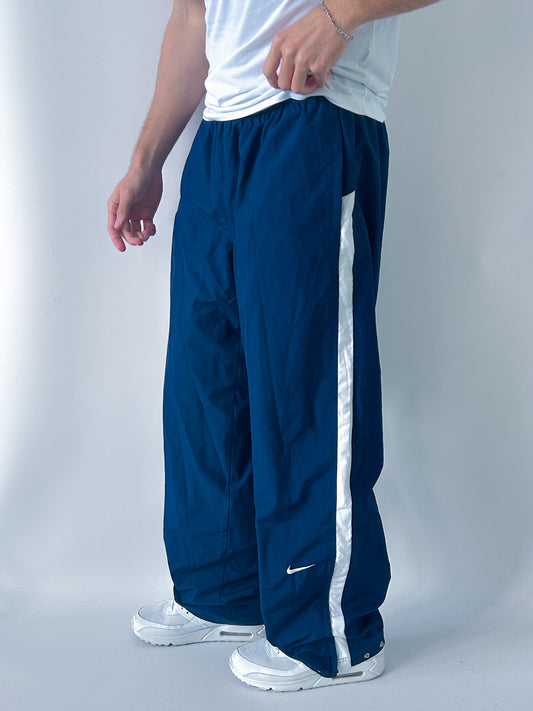Nike Vintage Trackpants | L